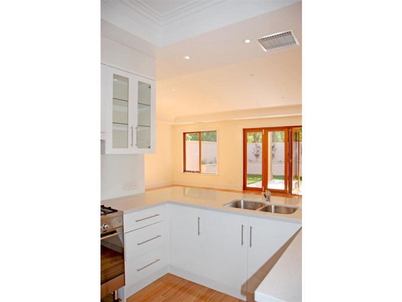 6 Hewitt Ave, Linden Park SA 5065