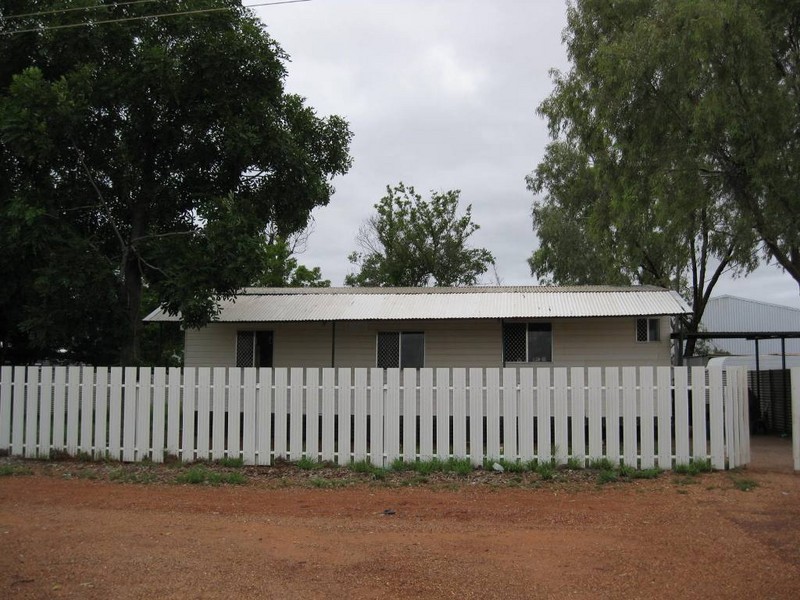 32 Noble St, Tennant Creek NT 0860