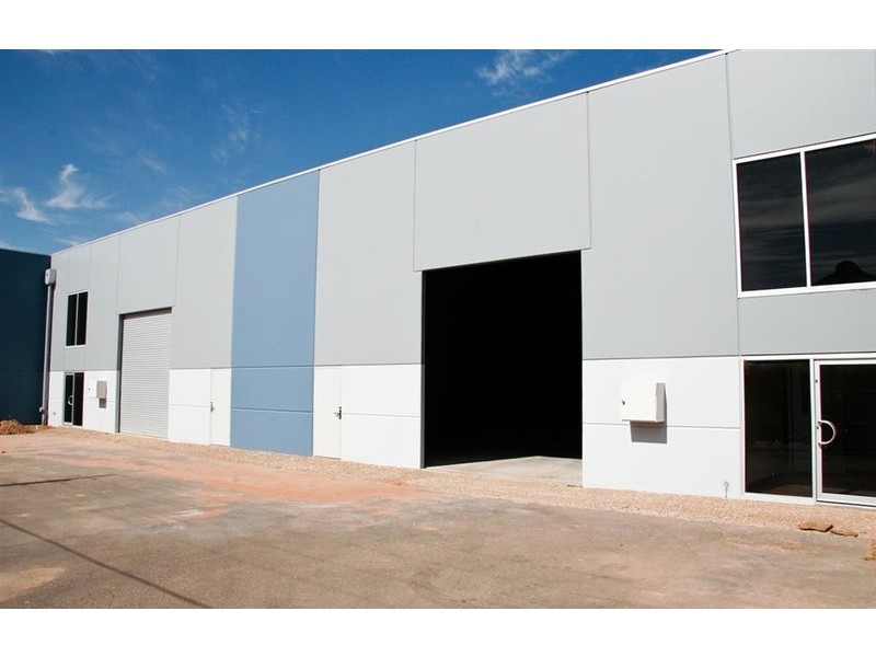 31 Sixth Avenue, Wingfield SA 5013