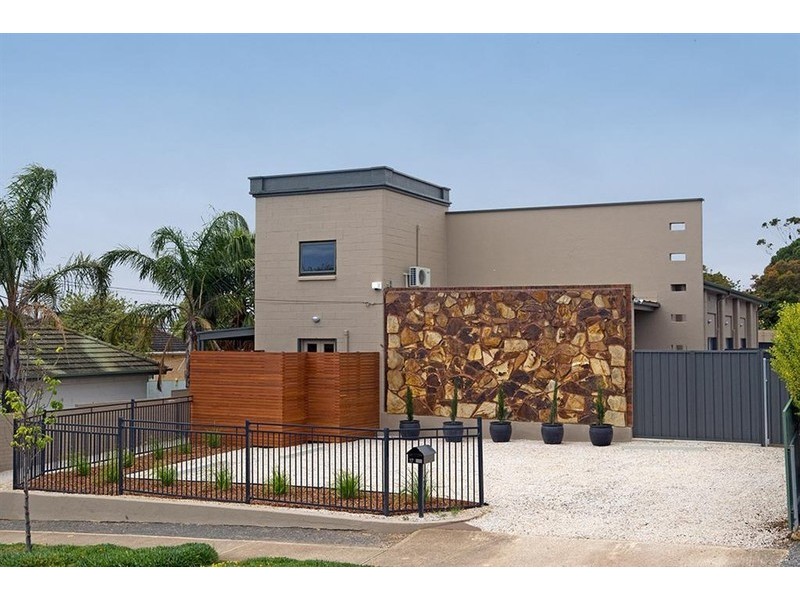 17 Davenport Terrace, Seaview Downs SA 5049