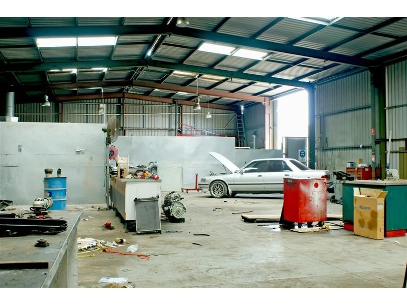 14  Heath Street, Lonsdale SA 5160