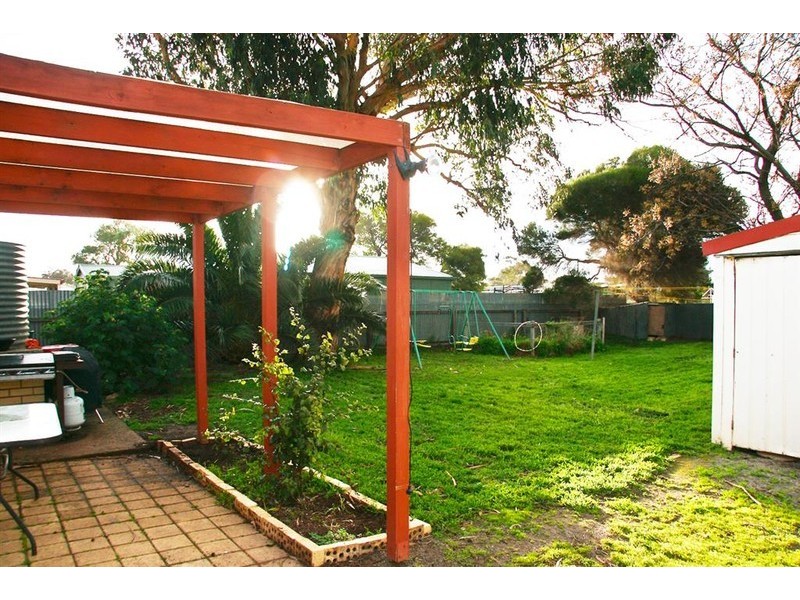 33 Irving Road, Aldinga Beach SA 5173