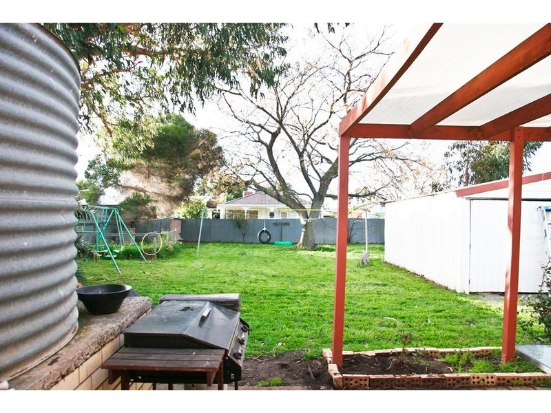 33 Irving Road, Aldinga Beach SA 5173