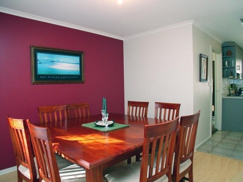 2A Redcraze Street, Aberfoyle Park SA 5159