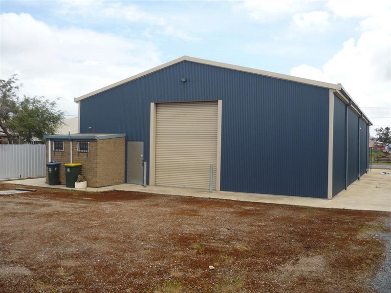 3 Railway Terrace, Wingfield SA 5013