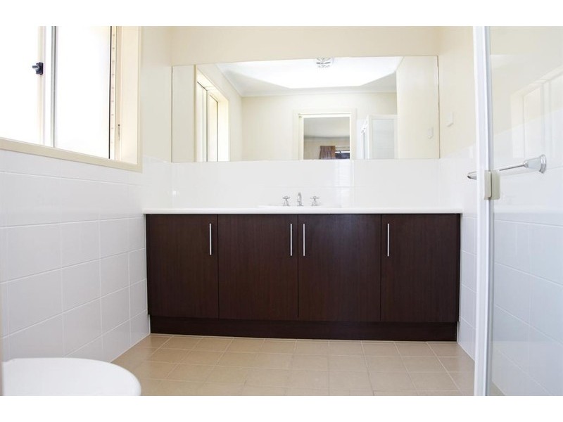 8 Kingston Circuit, Seaford Rise SA 5169