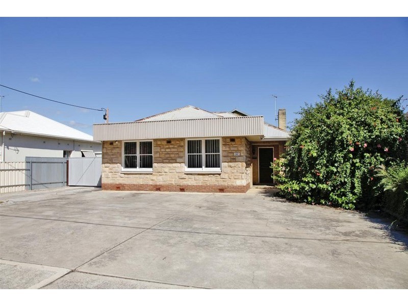 32 Surrey Road, Keswick SA 5035