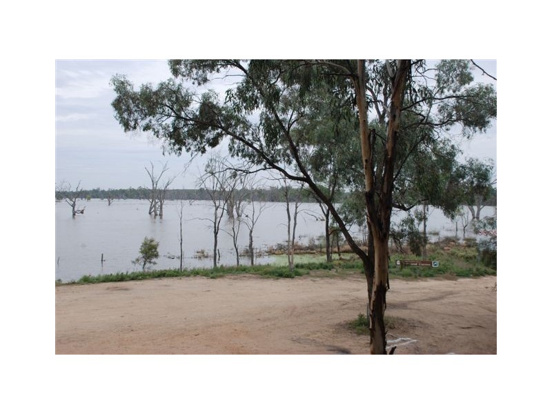 72 Old Coach Road, Overland Corner SA 5330