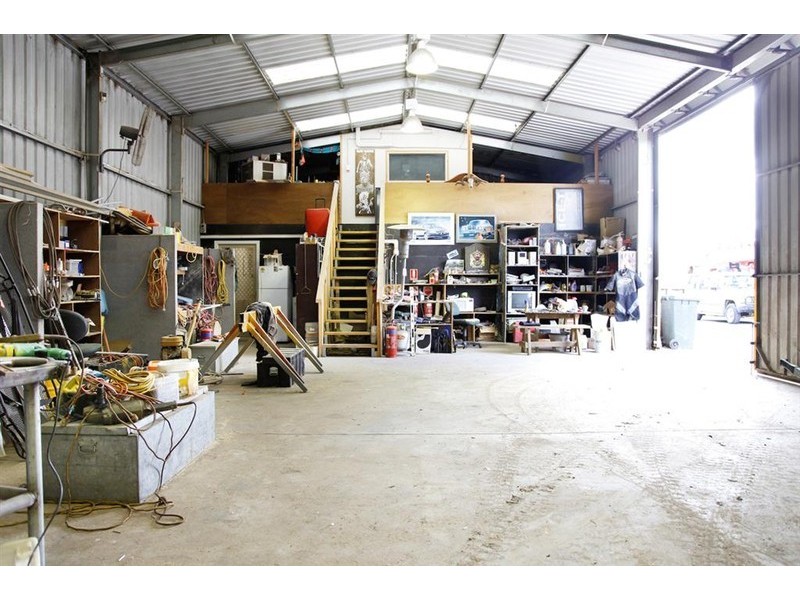 16 Newfield Road, Para Hills West SA 5096