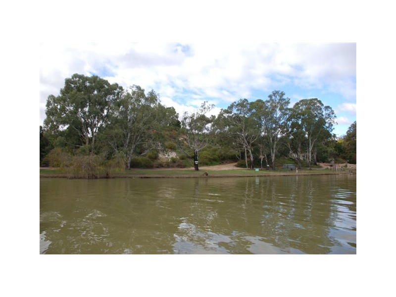 1 Lookout Drive, Paringa SA 5340
