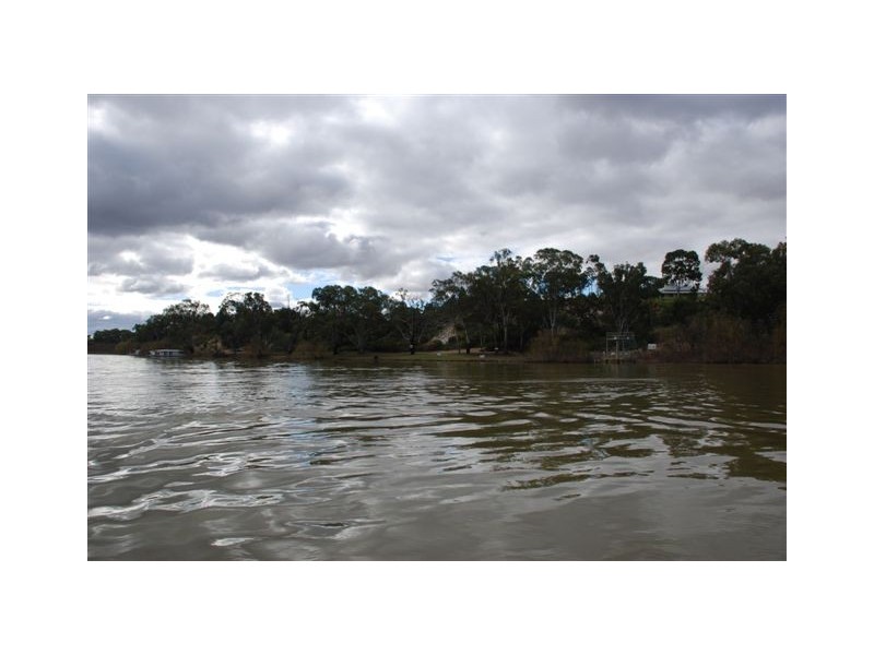 1 Lookout Drive, Paringa SA 5340