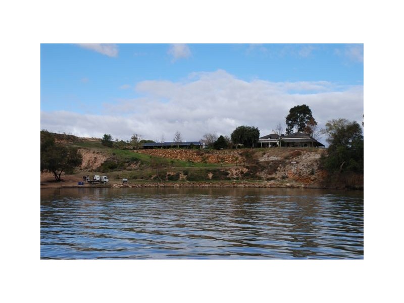 1 Lookout Drive, Paringa SA 5340