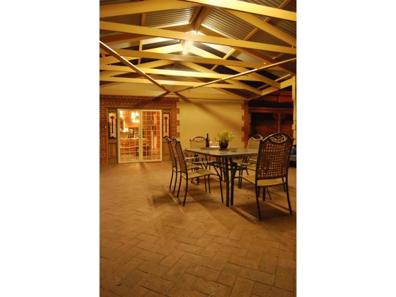 23 Main North Road, Willaston SA 5118