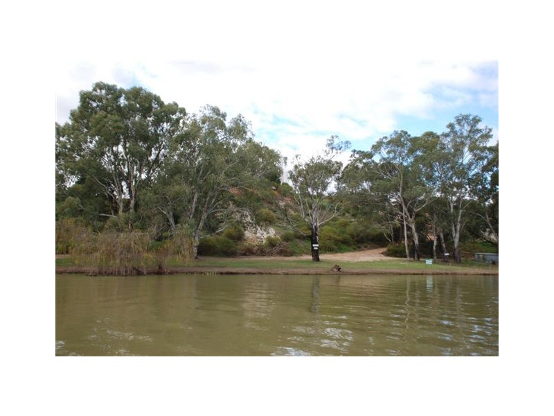 1 Lookout Drive, Paringa SA 5340