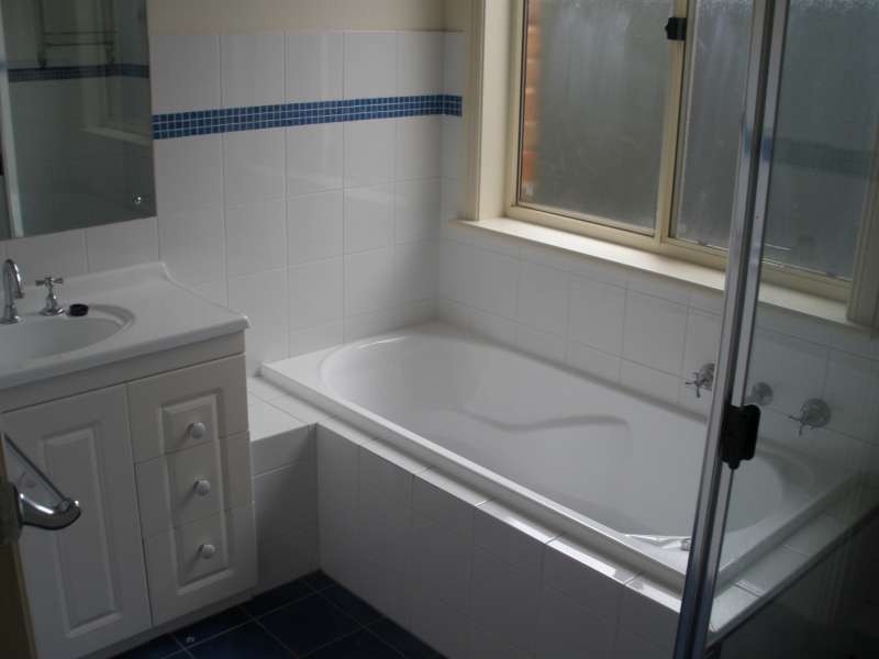 15 Emerald Street, Mawson Lakes SA 5095