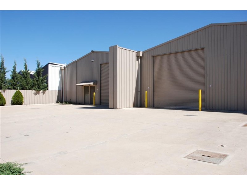 60 Wing Street, Wingfield SA 5013