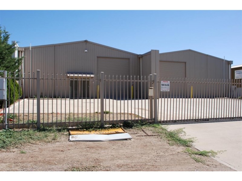 60 Wing Street, Wingfield SA 5013