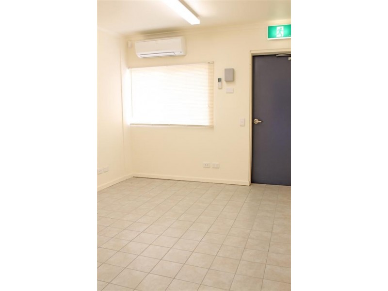 2 and 3/12 Creswell Road, Largs North SA 5016