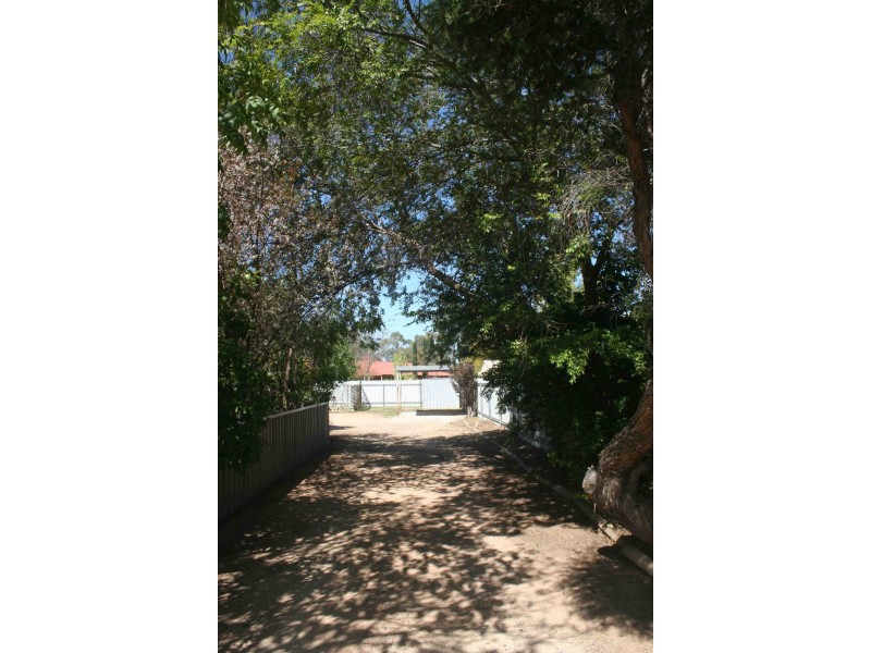 99b  Pyap Street, Renmark SA 5341