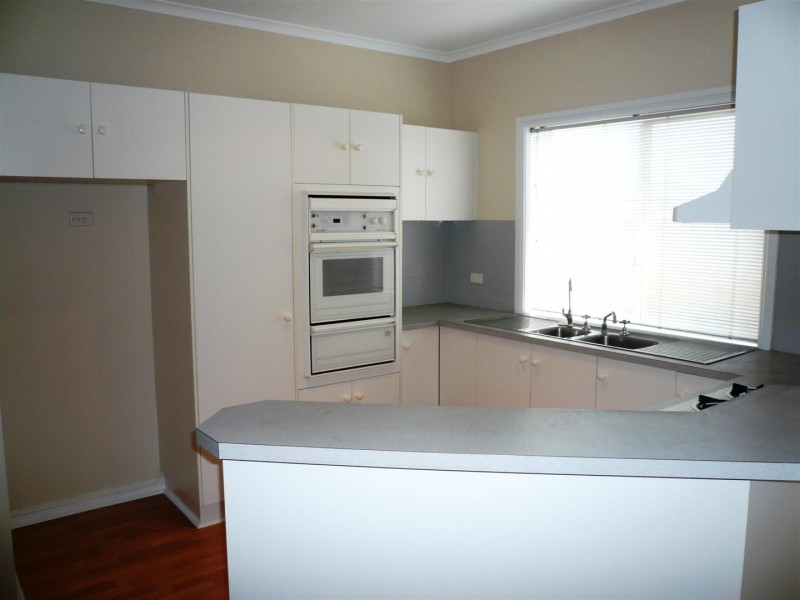 14A Ridgefield Avenue, Paradise SA 5075