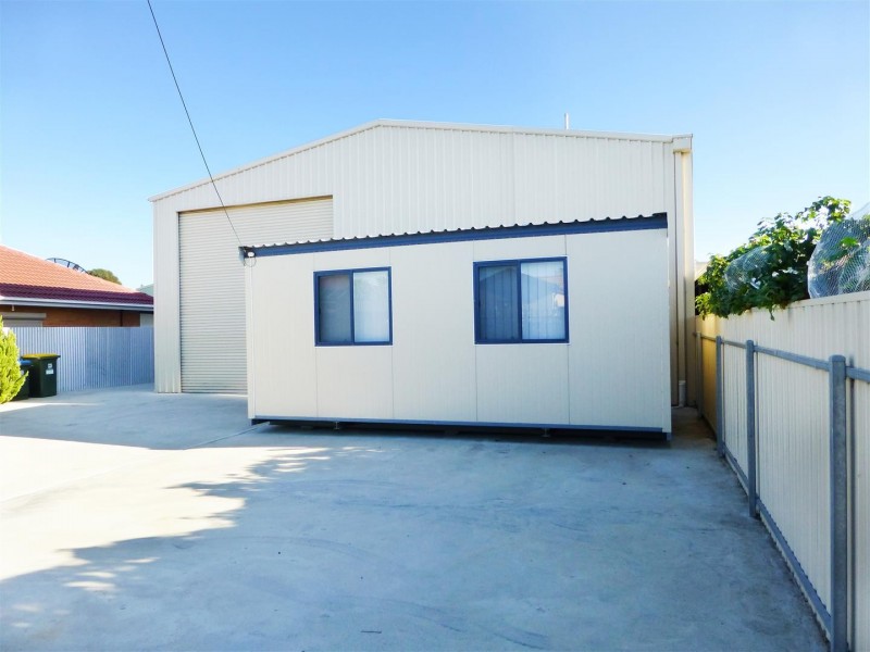 10 Fourth Street, Wingfield SA 5013