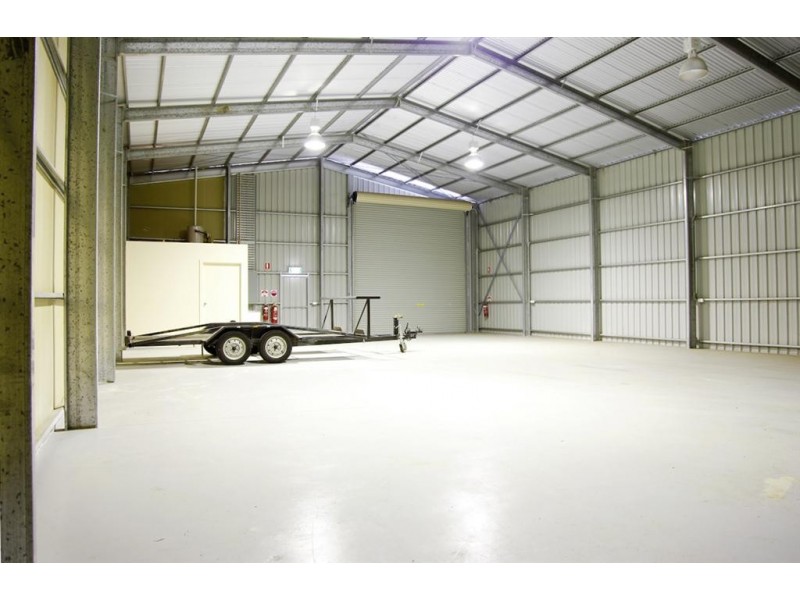 10 Fourth Street, Wingfield SA 5013