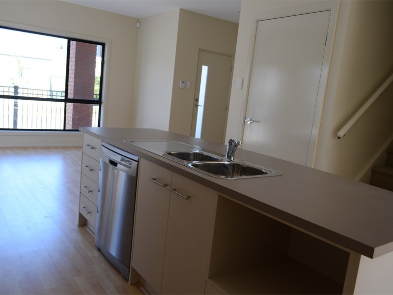 1/20 MacMillan Avenue, Mawson Lakes SA 5095