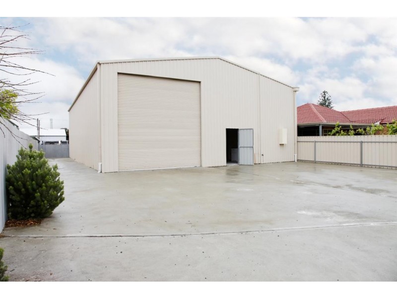 10 Fourth Street, Wingfield SA 5013