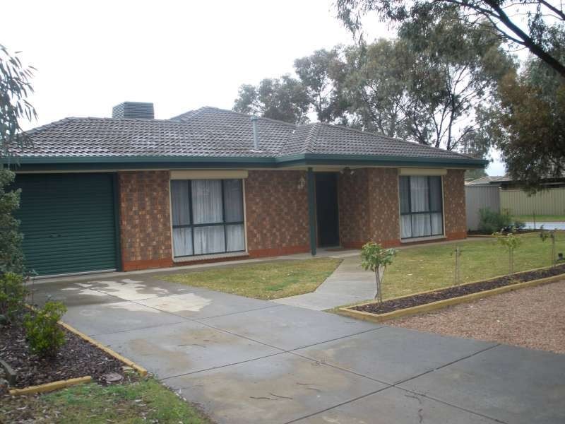 1 Riva Court, Paralowie SA 5108