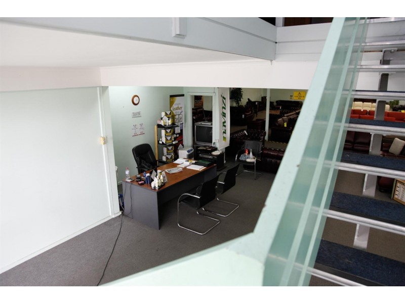 2 Manton Street, Hindmarsh SA 5007