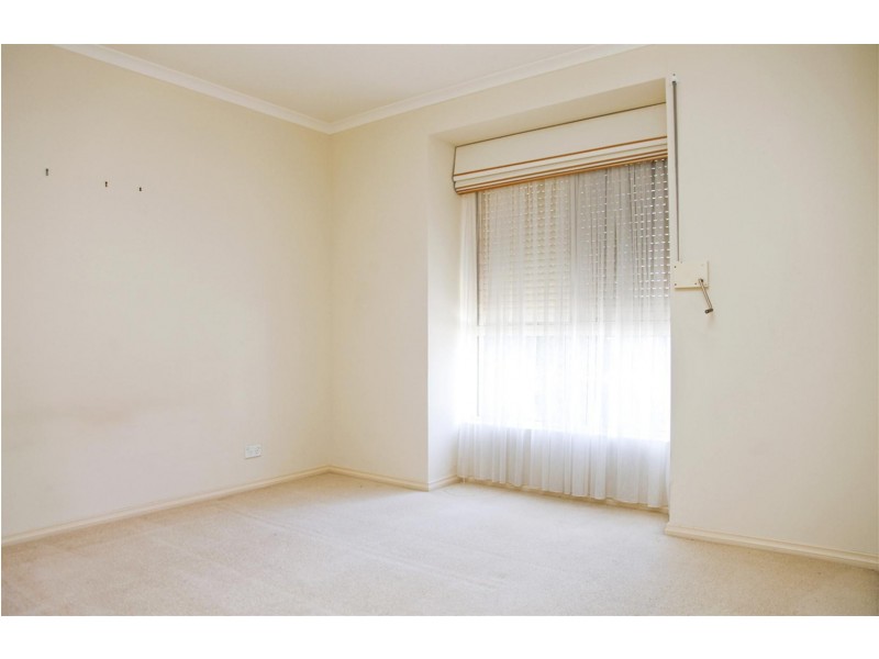 12 Syme Avenue, Seacombe Gardens SA 5047