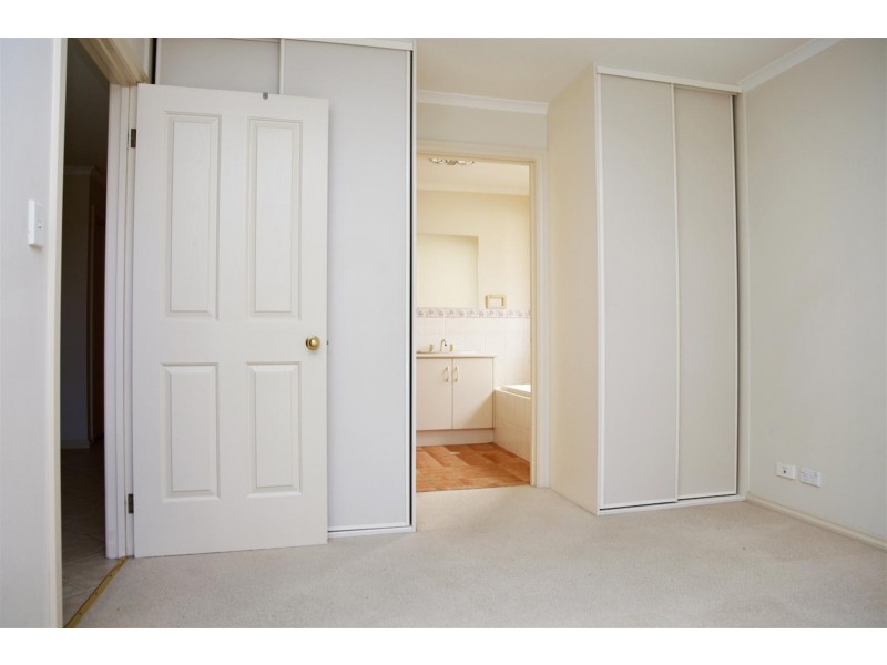 12 Syme Avenue, Seacombe Gardens SA 5047