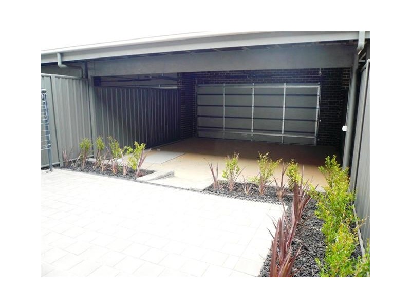 12 Charles Matthew Circle, St Clair SA 5280