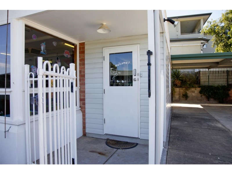 35 Angas Crescent, Marino SA 5049