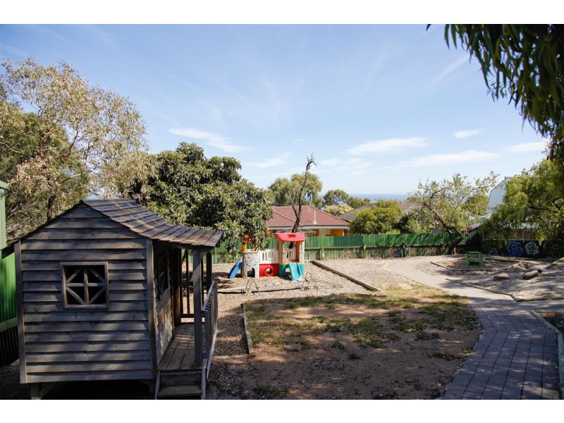 35 Angas Crescent, Marino SA 5049