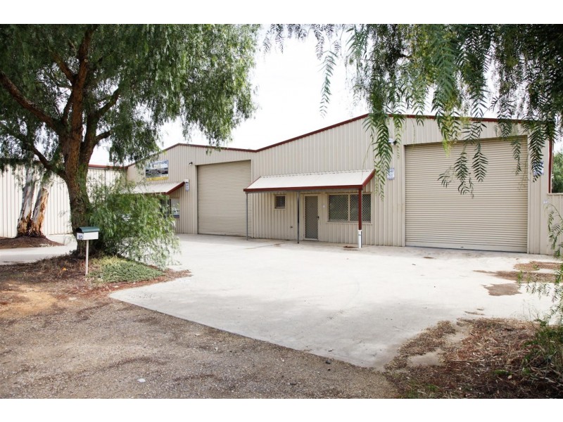 U 1,3 and 4/10 Goldsborough Road, Cavan SA 5094