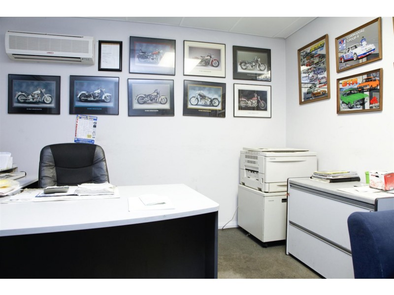 U 1,3 and 4/10 Goldsborough Road, Cavan SA 5094