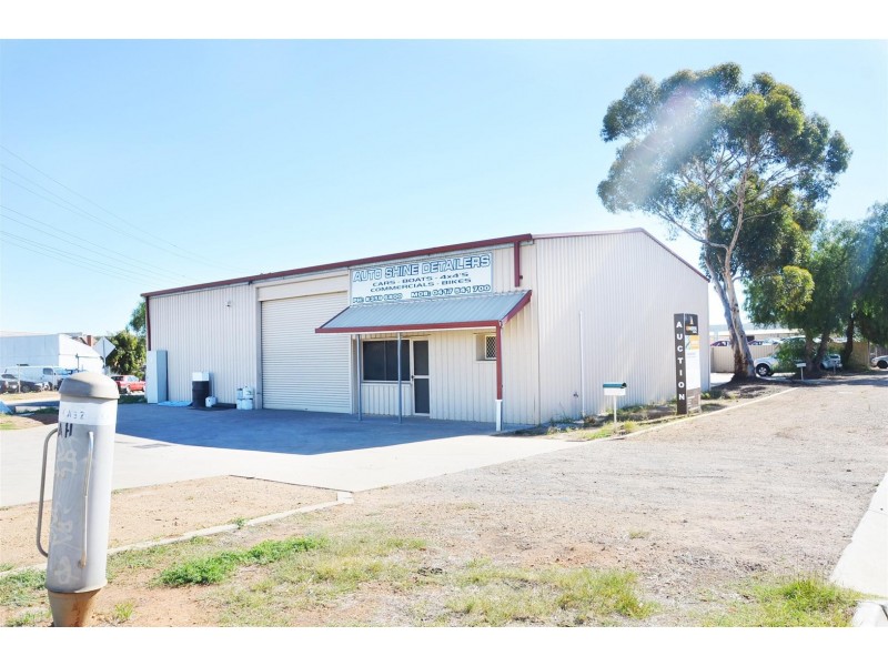 U 1,3 and 4/10 Goldsborough Road, Cavan SA 5094