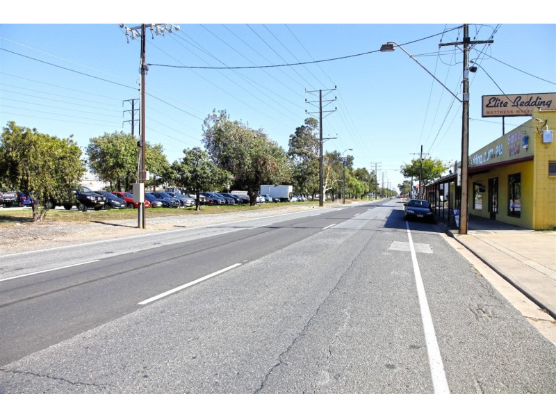 2/753 Port Road, Cnr Hughes St South, Woodville SA 5011
