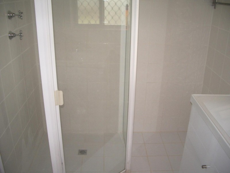 37 Tiparra Avenue, Park Holme SA 5043