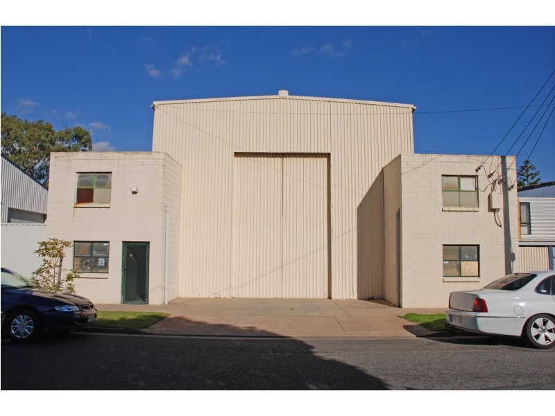 16 Martin Street, Birkenhead SA 5015