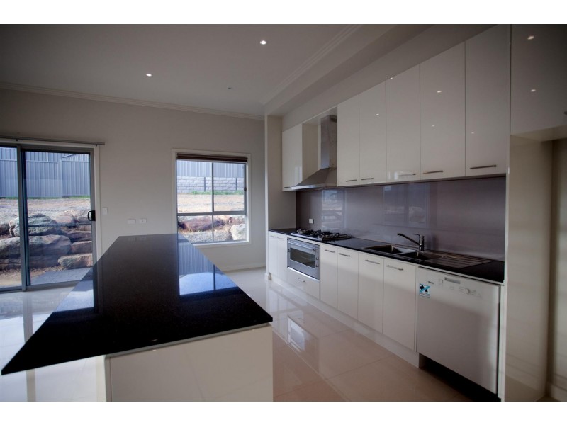 10 Waterhouse Court, Craigburn Farm SA 5051