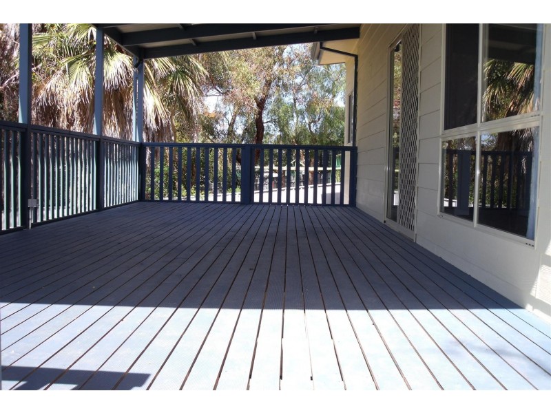 90 Carbenet Drive, Hackham SA 5163