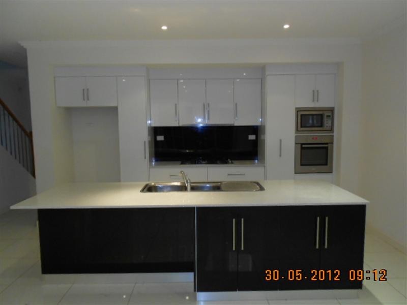 12 Riverside Street, Mawson Lakes SA 5095