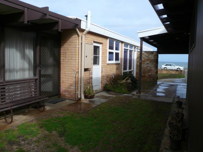 38 North Esplanade, Glenelg North SA 5045