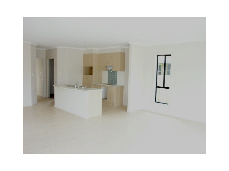 10 Manoora Street, Greenacres SA 5086