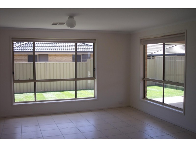4 Tidewater Street, Aldinga Beach SA 5173