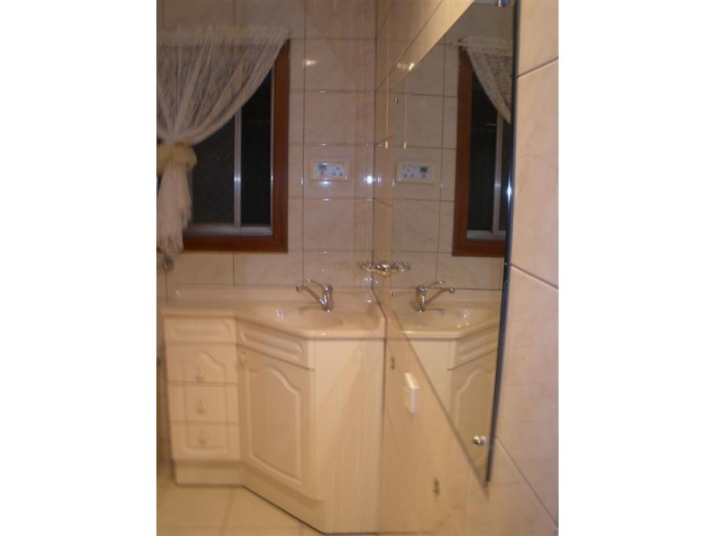 1 Jolsen Street, Salisbury Downs SA 5108