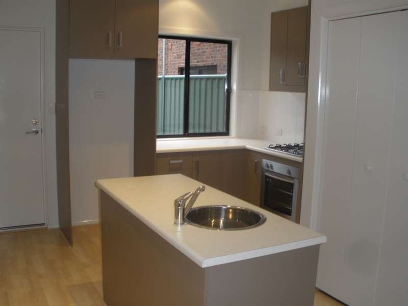 3 Franklin Avenue, Mawson Lakes SA 5095