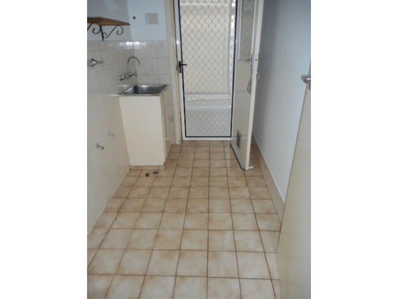 2 Graham Street, Para Hills SA 5096